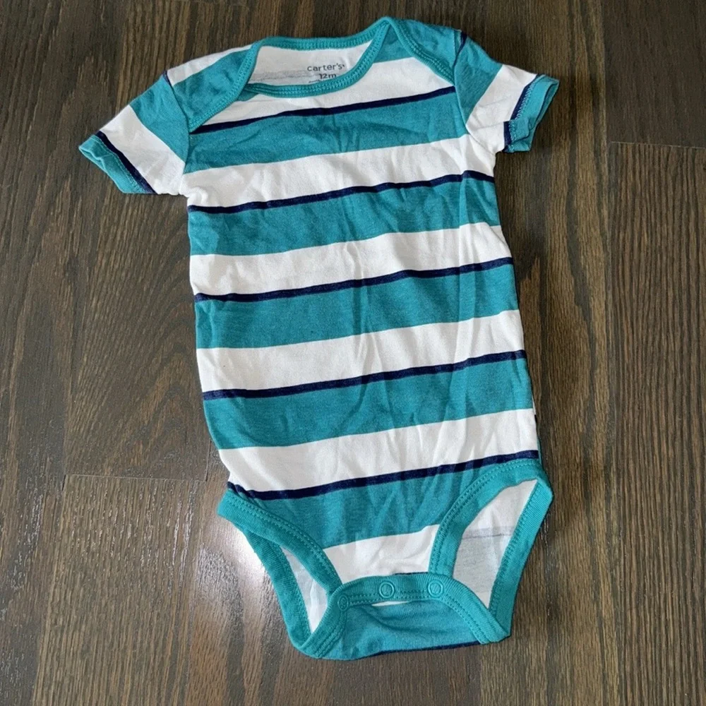 Carter’s 5-Pack Baby Bodysuits 12M Short Sleeve Striped